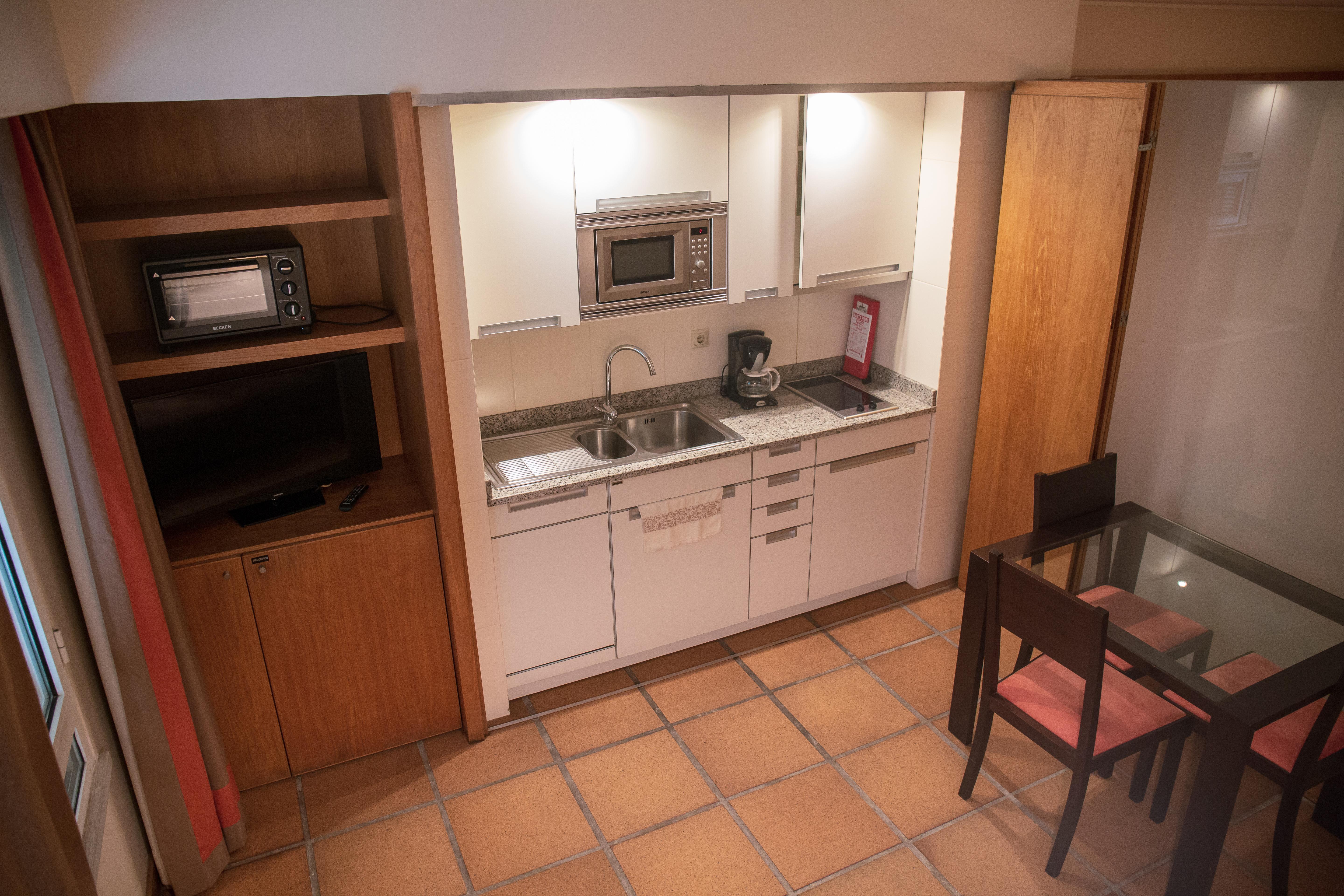 Turisticos Atlantida Apartahotel 4*