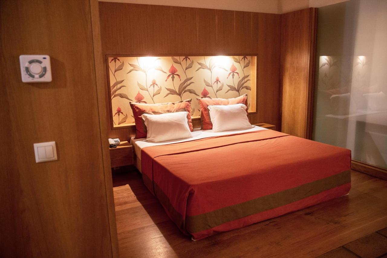 Turisticos Atlantida Apartahotel Funchal (Madeira)